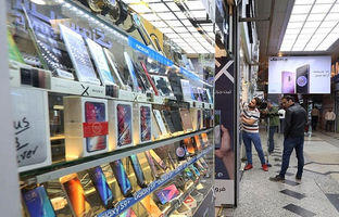 بازار موبایل در شرایط عادی است؛ گلایه فروشندگان از نرخ ارز