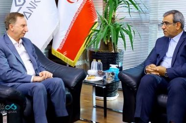 عملکرد ۹ ماهه بانک دی خیره‌کننده و قابل تقدیر است