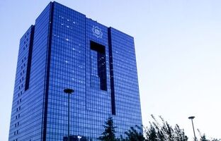 هیچ تسهیلاتی خارج از ضوابط در بانک مرکزی پرداخت نمی‌شود/ نرخ تسهیلات کارکنان بانک مرکزی حداقل ۱۰ درصد است