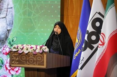 فولاد مبارکه با مدیریت متعهد و نگاه جهادی، در کنار تولید و پیشرفت صنعتی، نقش مؤثری در عرصه مسئولیت‌های اجتماعی ایفا کرده است