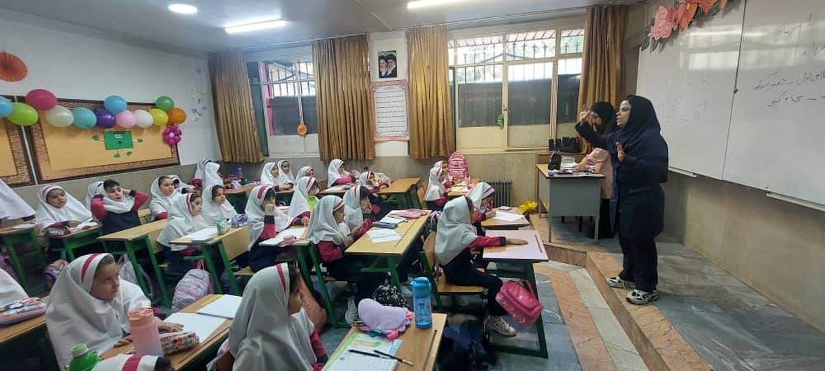 با آموزش های نوماندی۳۲۰ تن پسماند خشک در منطقه یک جمع آوری شد