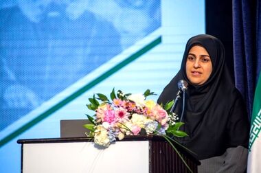 «زرندی»با تصویب هیات مدیره، مدیرعامل شرکت فولاد مبارکه شد / معارفه زرندی به عنوان مدیر عامل فولاد مبارکه با حضور رئیس هیات عامل ایمیدرو