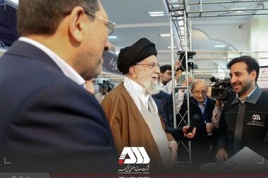 گزارش طرح های توسعه ای منطقه معدنی و صنعتی گل گهر به رییس جمهور و رییس مجلس شورای اسلامی در نمایشگاه پیشگامان پیشرفت