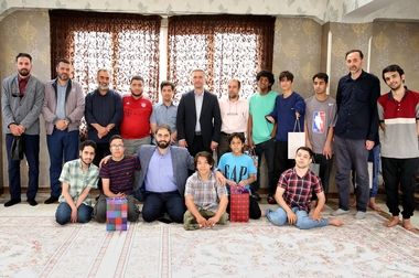 نوسازی چمن‌های مصنوعی در ۱۳ محله و ۳ مجموعه ورزشی منطقه ۵