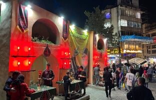برپایی دیوار نمای مزین به تصویر شهید سید حسن نصرالله و شهدای مقاومت در میدان تجریش    