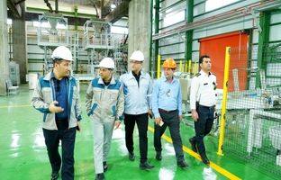 حضور سرپرست شرکت پتروشیمی ارغوان‌گستر ایلام در کنار تیم راه‌اندازی