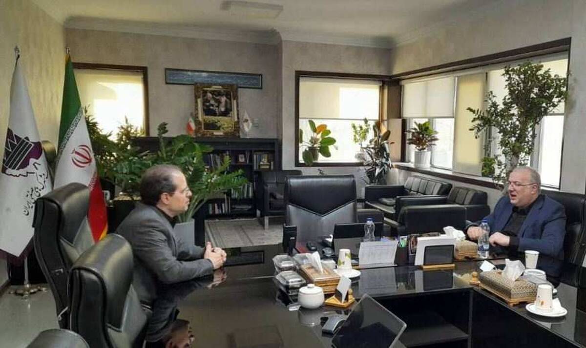 توسعه زیرساخت‌های صنعتی و حمایت از سرمایه‌گذاری در بخش تولید
