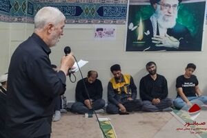 طنین یاد و نام «رهبر شهید» در مجتمع شهرک صبانور با حضور پدر سردار شهید وحید فاطمی‌نژاد