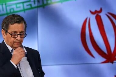 فاصله قیمت دلار نیمایی با بازار را کم می‌کنیم