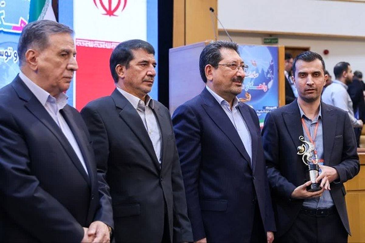 انتخاب شرکت وابسته به شستا به عنوان واحد صادرکننده‌ نمونه‌ی ملی