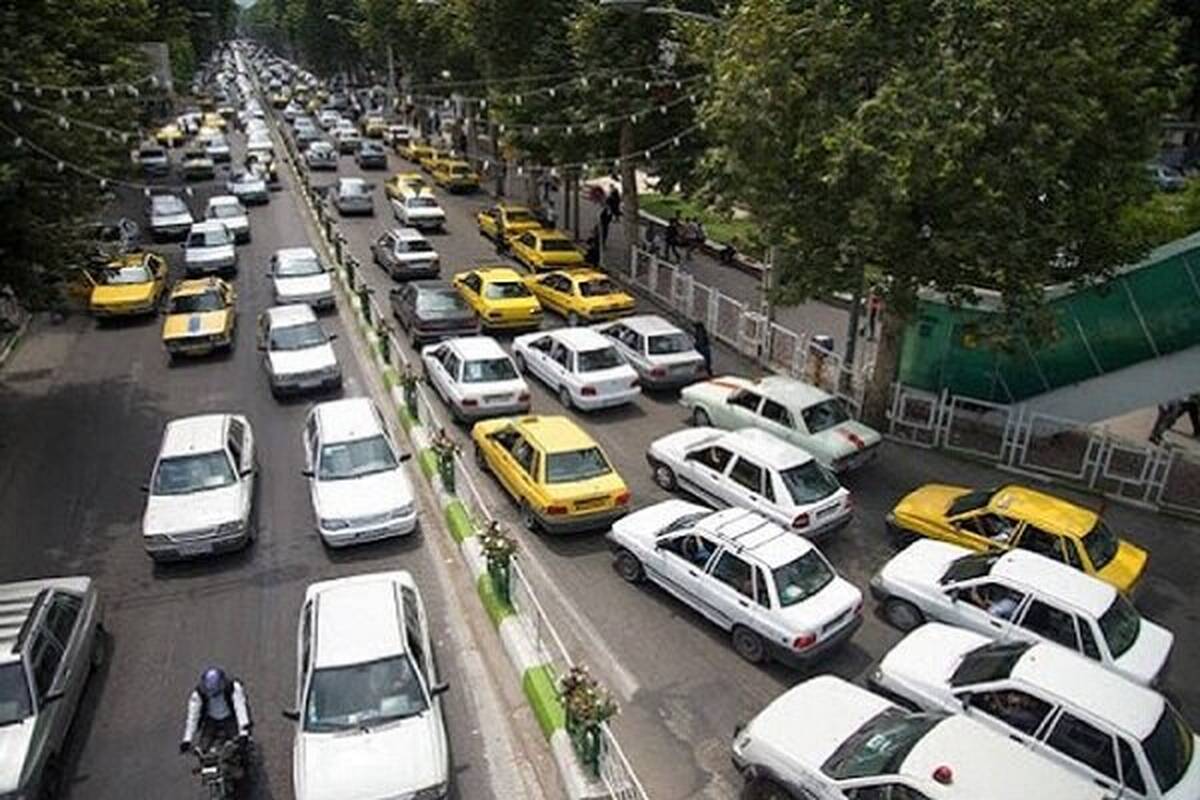 رصد ترافیک شانزدهمین روز فروردین ماه ۱۴۰۵ در پایتخت/ شکل گیری ترافیک در برخی معابر تهران 