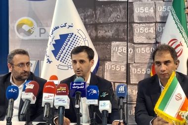 تقدیر رئیس سازمان حفاظت محیط زیست از همت و تعهد دکتر محمدرضا تابش در ارتقای دانش و فرهنگ محیط زیستی