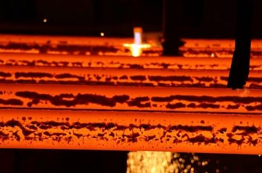 حضور شرکت فولاد غدیر نی‌ریز در سومین نمایشگاه شیراز متالکس ۲۰۲۵