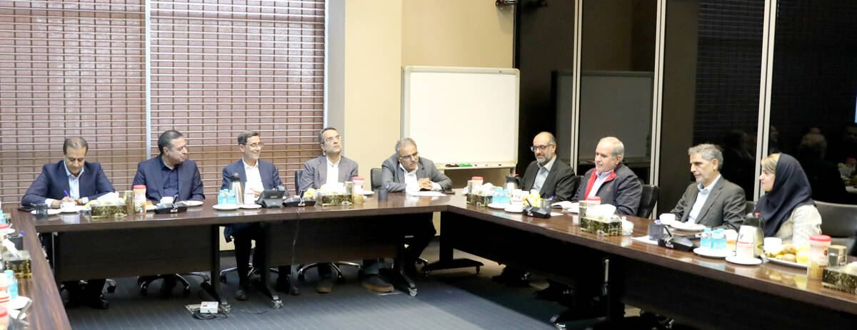  تأمین مالی توسعه زیرساخت‌های انرژی با تمرکز بر نیروگاه‌های تجدیدپذیر