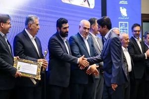 شرکت ورق خودرو چهارمحال و بختیاری به عنوان صادر کننده برتر استان معرفی شد