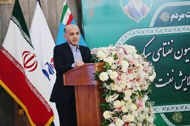بازدید هیئت پارلمانی به سرپرستی دکتر علیزاده از پتروشیمی شیراز و دیدار با مهندس پورکیا