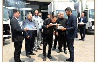 کاروان خدمت‌رسانی اربعین بانک پارسیان برای اعزام به مناطق مرزی بدرقه شد