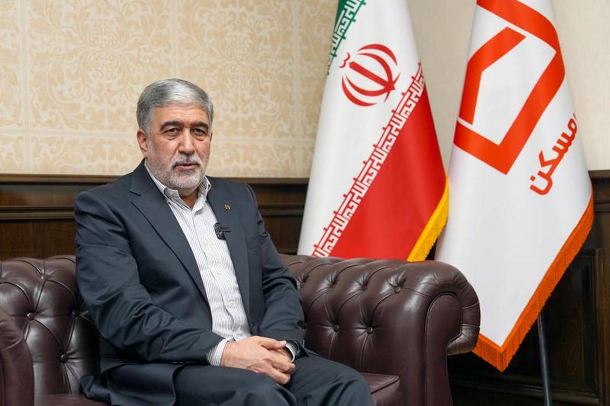 استفاده هدفمند از منابع قرض‌الحسنه بانک مسکن در حمایت از ازدواج، اشتغال و درمان