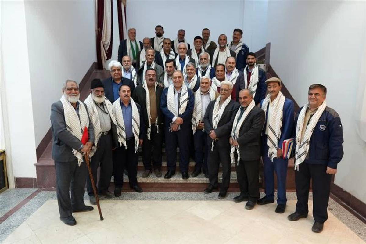 تجدید دیدار همرزمان دفاع مقدس با مدیرعامل رزمنده شرکت سنگ‌آهن مرکزی ایران