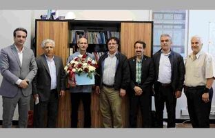 ادای احترام به پایداری و ایثار؛ تکریم آزاده سرافراز در پتروشیمی شیراز