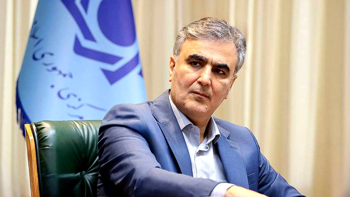 بازار ارز اشخاص و فروش امتیاز صادراتی در دستور کار مرکز مبادله ارز و طلا/ عرضه اوراق مرابحه ارزی ایران در بورس مسکو