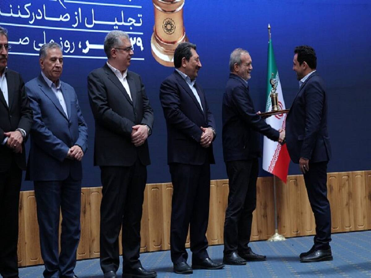 تقدیر رییس جمهور از عملکرد صادراتی درخشان شرکت نفت سپاهان