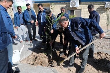 بازدید مشترک مسئولان سنگ آهن و بهداشت بافق از پروژه های سلامت محور