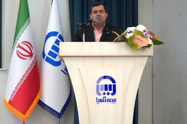 اهدای جوایز برندگان «فستیوال گل طلایی» بیمه آسیا