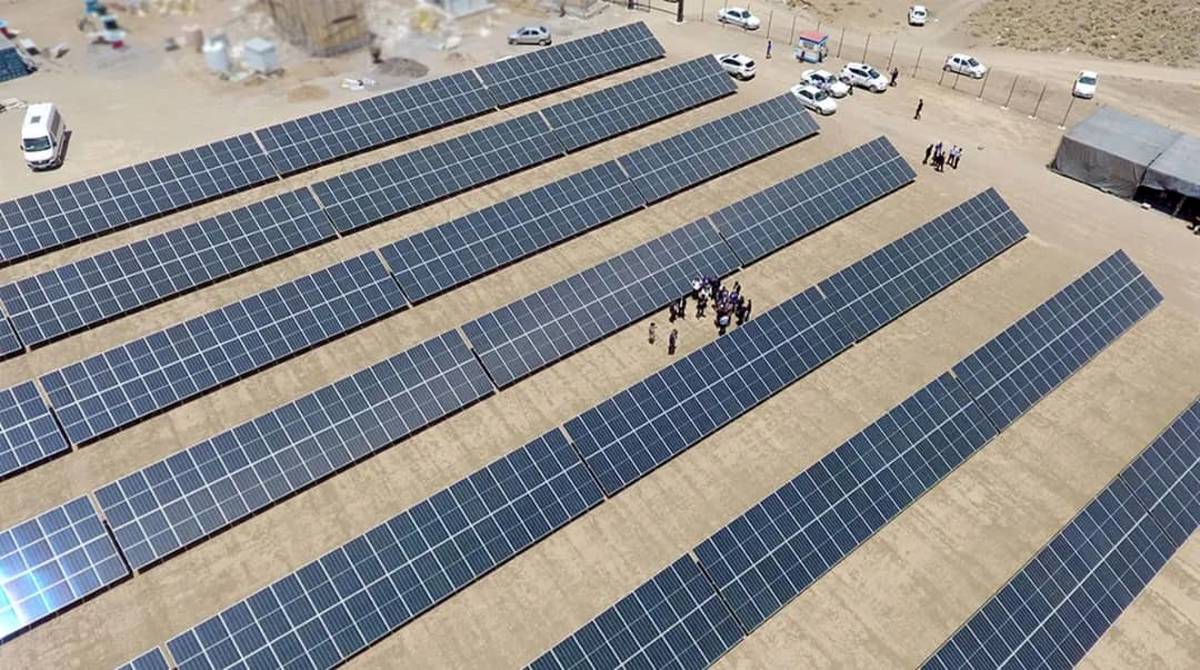 بیانیه شرکت پتروشیمی نوری در پاسخ به فضاسازی رسانه‌ای پیرامون پروژه نیروگاه خورشیدی ۲۰۰ مگاواتی