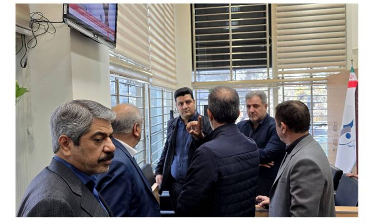 تأکید مدیرعامل مؤسسه صندوق ذخیره فرهنگیان بر تداوم خدمت‌رسانی به مشتریان در بازدید از شعب منتخب بانک سرمایه