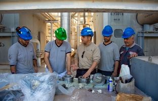 انجام تعمیرات اساسی تجهیزات هوای نواحی ۱ و ۲ شرکت فجر انرژی خلیج فارس