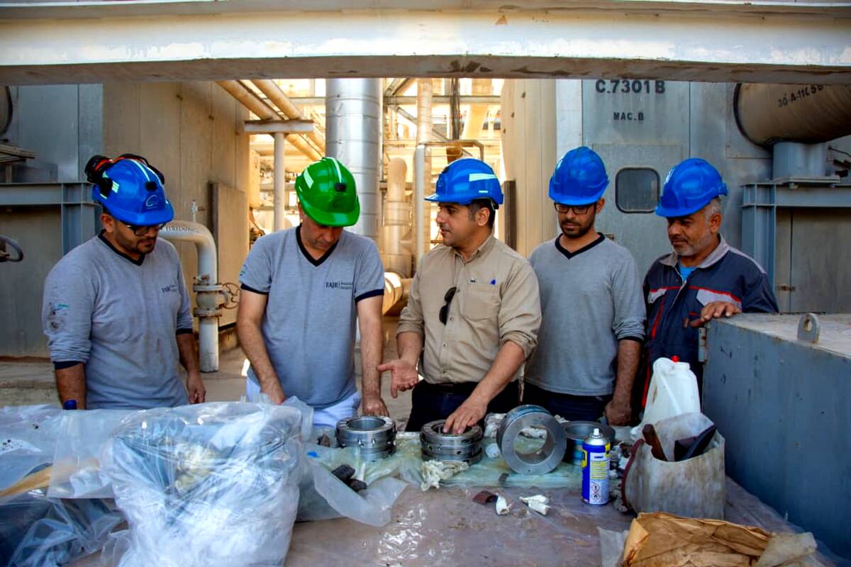 انجام تعمیرات اساسی تجهیزات هوای نواحی ۱ و ۲ شرکت فجر انرژی خلیج فارس