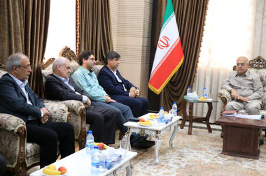 بازدید مدیرعامل گروه فولاد مبارکه از اسکله هیمکو