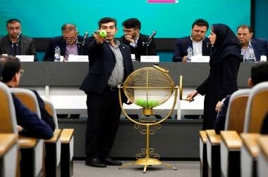 هدیه متفاوت بانک کارآفرین به دانش آموزان
