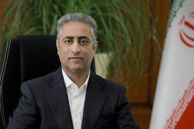 افتتاح نیروگاه خورشیدی ۳۵۰ کیلوواتی شهید رئیسی استان قم با مشارکت بانک سپه