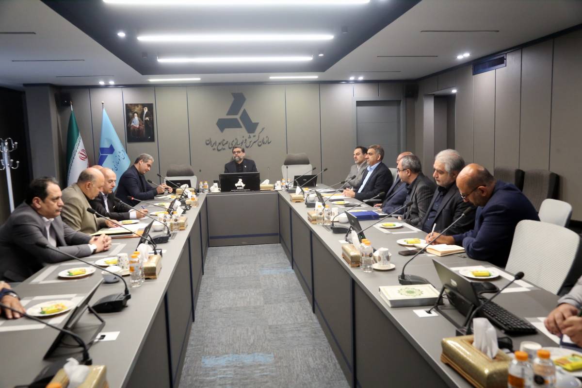 تاکید رئیس هیئت عامل ایدرو بر نوسازی و افزایش ظرفیت تولید شرکت ریخته‌گری ماشین‌سازی تبریز