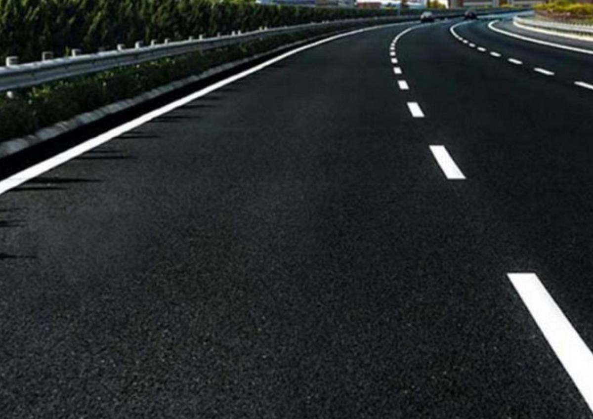 114 کیلومتر  از معابر بزرگراهی منطقه2  خط کشی شد