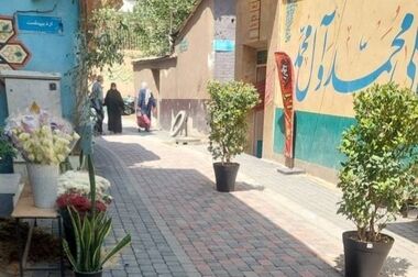 پلازای گلستان ولنجک با معماری مدرن، بتن‌ریزی ستون های ۴ متری آغاز شد