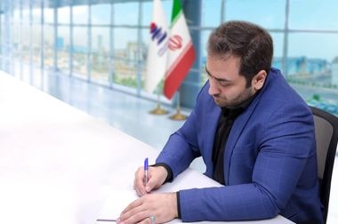 قدردان جهاد سازمانی در میدان جنگ اقتصادی و دفاع ملی هستیم
