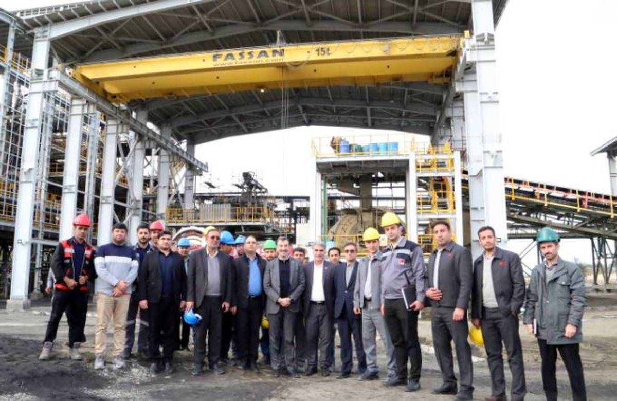 آمادگی همکاری ایمیدرو با دانش‌بنیان‌ها برای بومی‌سازی دانش تولید تیتانیوم