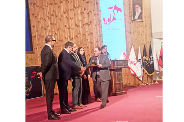 بازدید دانش‌آموزان مدارس پروین و سمیه شهرستان جاجرم از شرکت آلومینای ایران در قالب اردوی راهیان پیشرفت