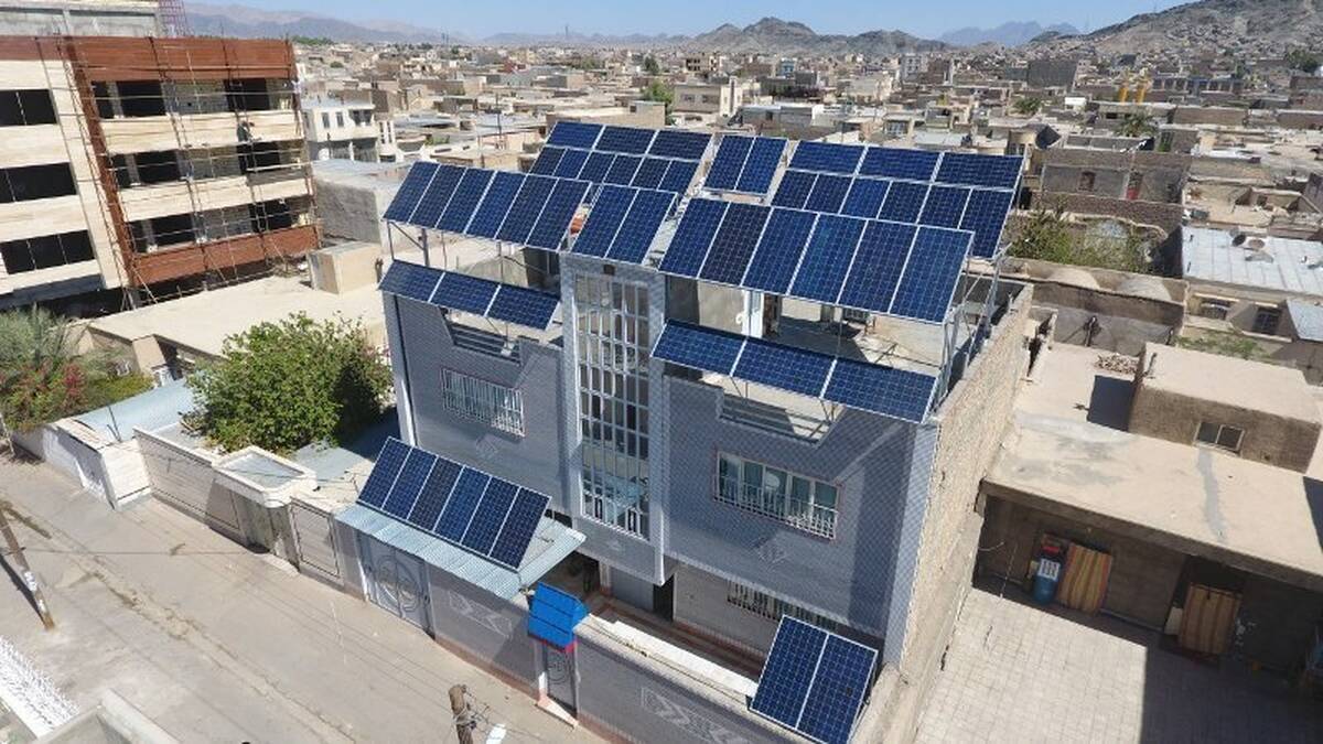 خورشید روی پشت‌بام‌ها؛ مسیر تازه تأمین برق و کاهش ناترازی انرژی