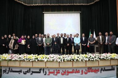 نشست قرار گاه خدمات اجتماعی و کاهش آسیب های اجتماعی منطقه۹ برگزار شد