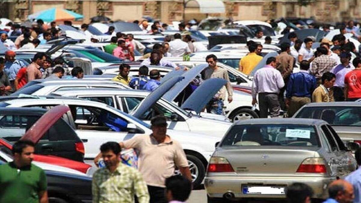جهش قیمت خودرو در بازار آزاد / بازار خودرو چرا آرام نمی شود؟