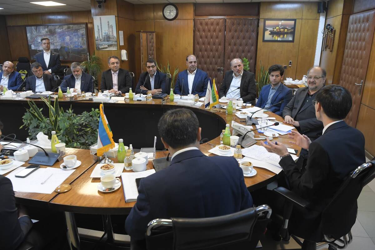 پیشنهاد تشکیل میزدائم همکاری‌های صنعت پتروشیمی ایران و ازبکستان/ هلدینگ خلیج‌فارس، آماده تدوین نقشه راه همکاری‌های دو کشور در زمینه پتروشیمی است