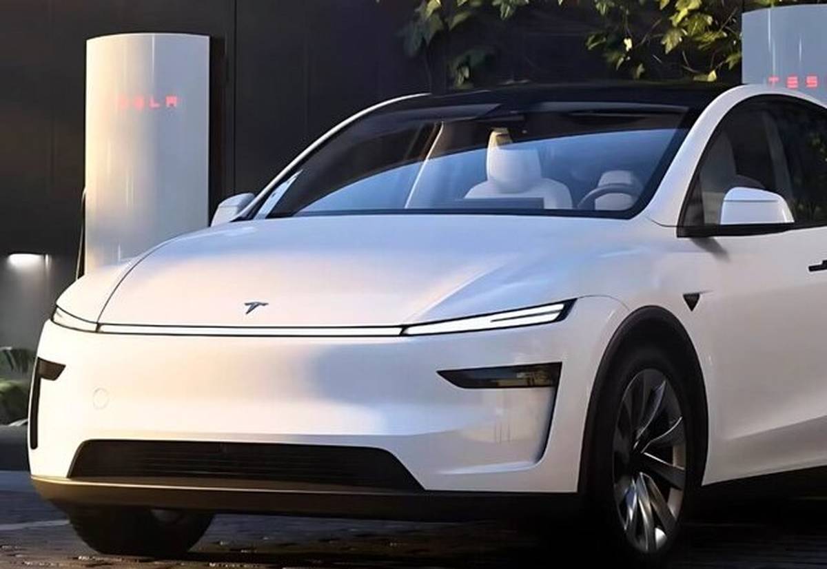 ایلان ماسک: خودروی تسلا خودش از کارخانه به خانه مشتری رفت