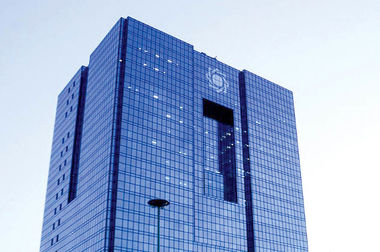 کاهش نرخ «ازدواج» و روند افزایشی «تجرد قطعی»/ رشد ۳۲ درصدی پرداخت‌ وام ازدواج؛ ۶۵۰ هزار نفر در صف دریافت وام