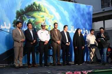 ارائه خدمات رایگان سلامت روان در میدان تجریش