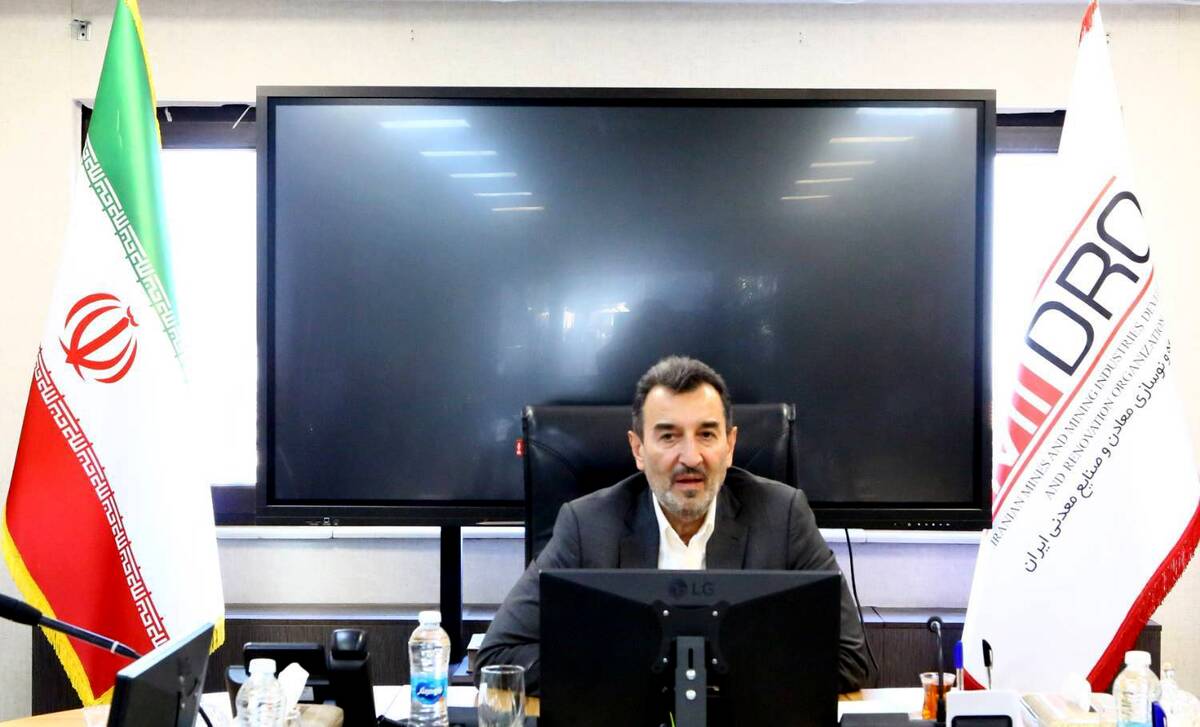 تکمیل طرح‌های آهن اسفنجی با پیشرفت بالای 60 درصد تسریع شود