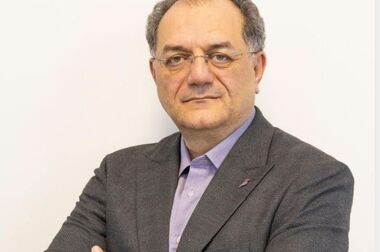 هفته بازار سرمایه/ برگزاری هفته بازار سرمایه می‌تواند نقطه آغازی برای فعالیت‌های آموزشی منسجم در حوزه بورس باشد